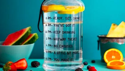 开云官方-伊朗队中场贝尔特拉在巴黎奥运会上展现出强大的进攻组织能力，伊朗拉什特