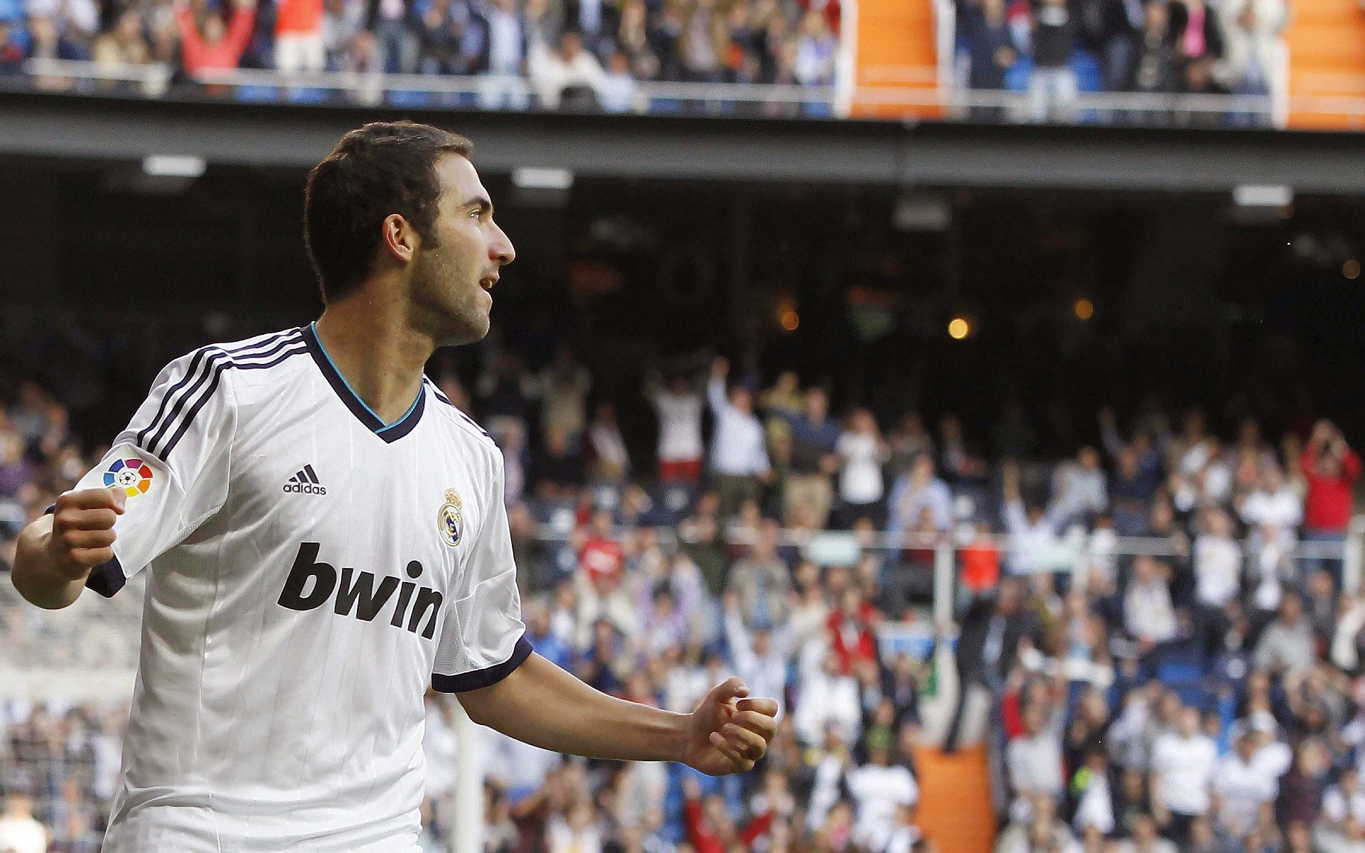 热刺4-0大胜伯恩茅斯，孙兴慜梅开二度，热刺vs伯恩利孙兴慜